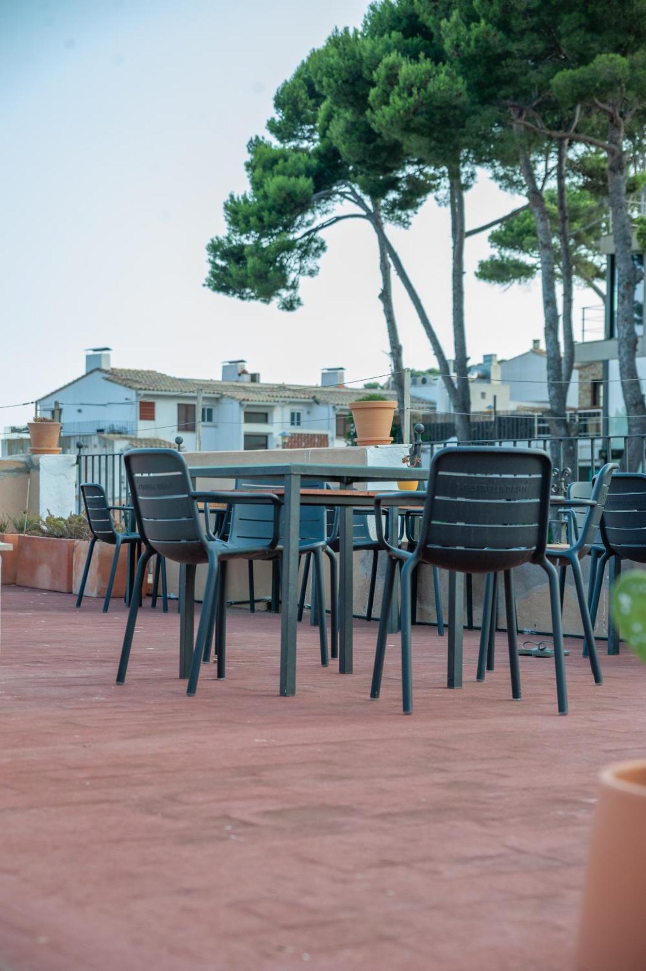 יפראנק Hostal Sa Teula מראה חיצוני תמונה
