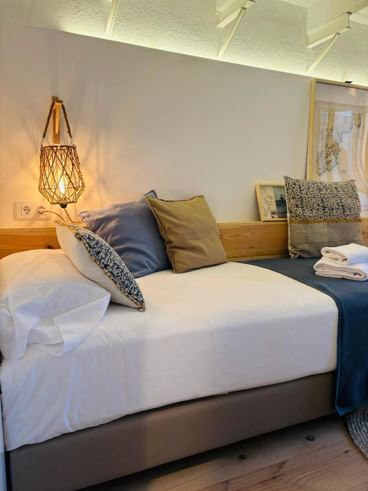 יפראנק Hostal Sa Teula מראה חיצוני תמונה